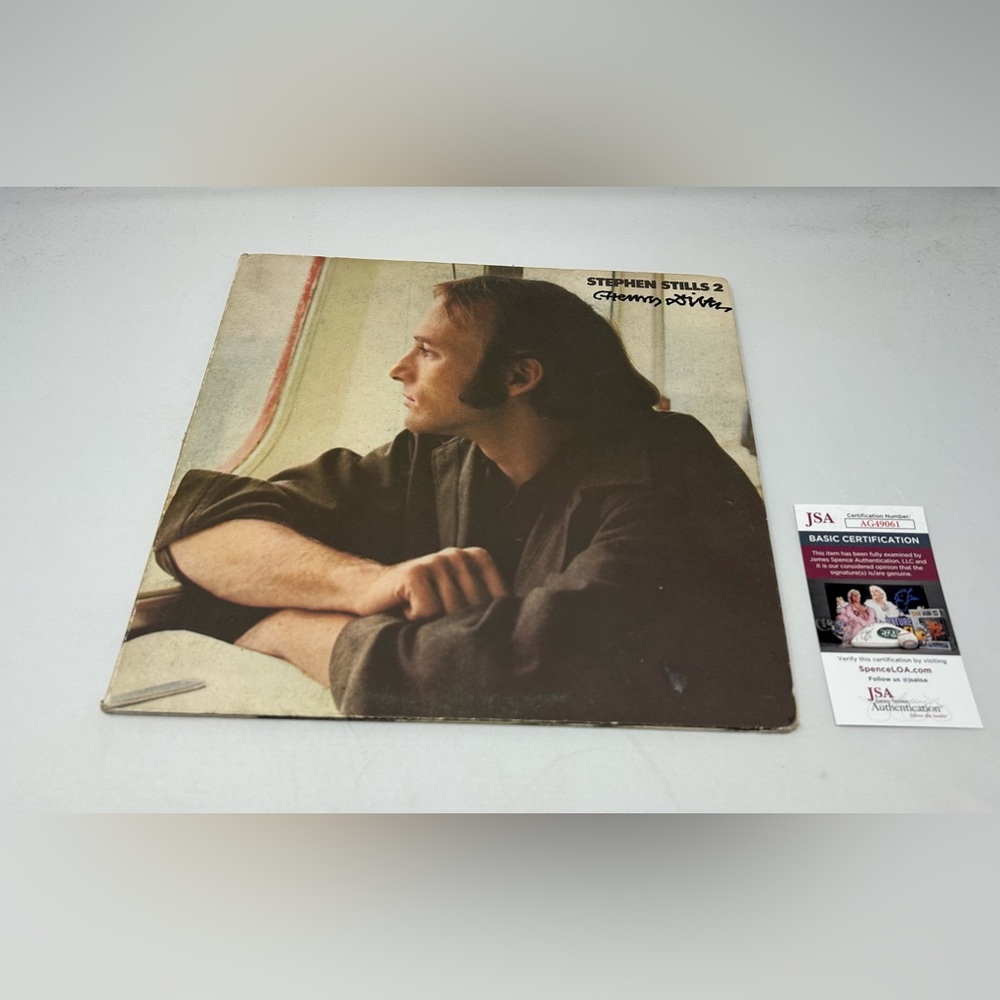 Henry Diltz signed Stephen Stills 2‎ Album JSA COA